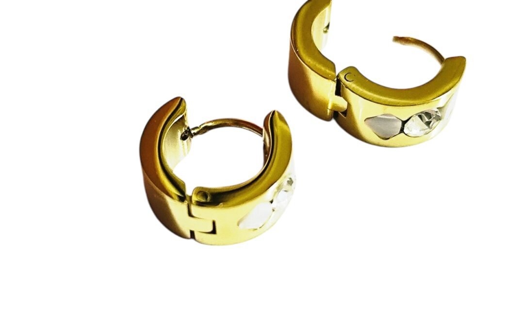 Huggies in gold colour stainless steel earring pair