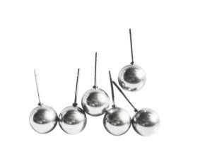Ball stud earrings